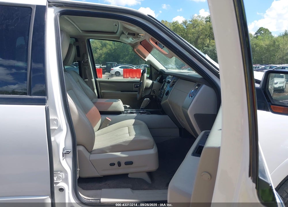 2011 FORD EXPEDITION VIN: 1FMJU2A50BEF15175