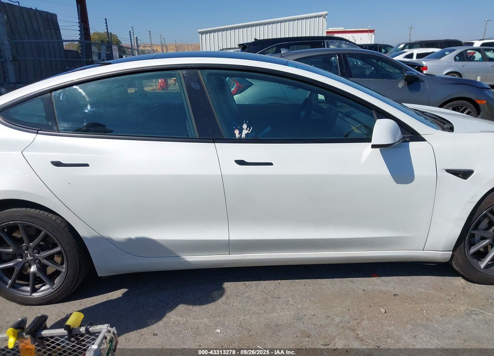 2021 TESLA MODEL 3 LONG RANGE DUAL MOTOR ALL-WHEEL DRIVE VIN: 5YJ3E1EB1MF929118