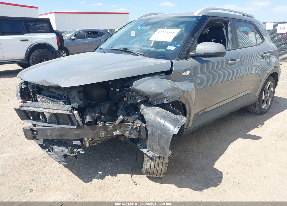 2021 HYUNDAI VENUE VIN: KMHRC8A30MU105444