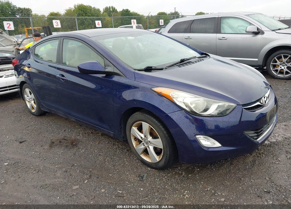 2013 HYUNDAI ELANTRA GLS VIN: 5NPDH4AE9DH452954