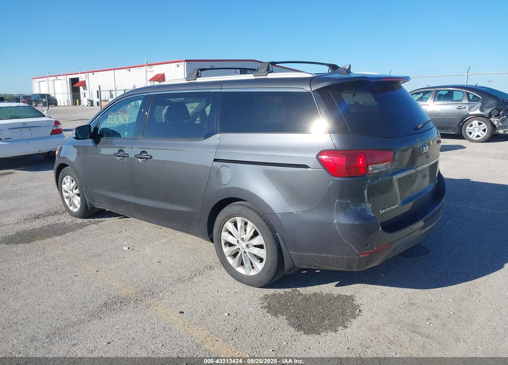 2016 KIA SEDONA EX VIN: KNDMC5C1XG6133916