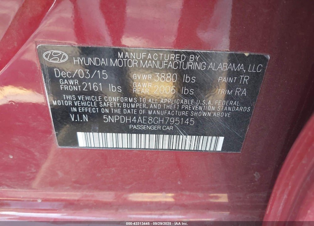 2016 HYUNDAI ELANTRA VIN: 5NPDH4AE8GH795145