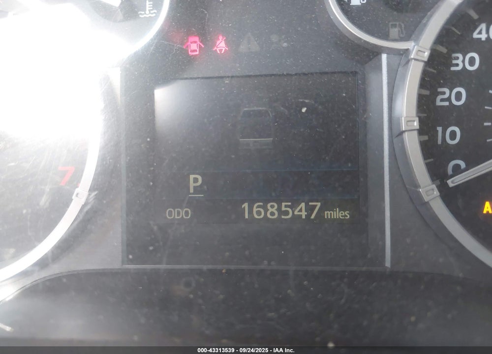 2014 TOYOTA TUNDRA PLATINUM 5.7L V8 VIN: 5TFAY5F17EX369348