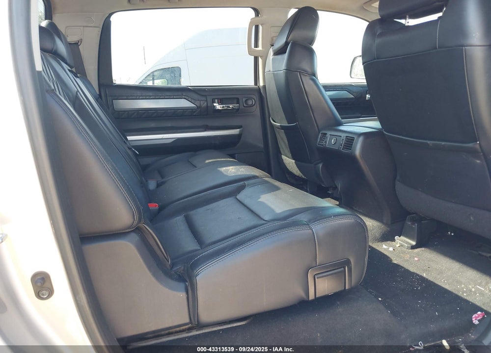 2014 TOYOTA TUNDRA PLATINUM 5.7L V8 VIN: 5TFAY5F17EX369348