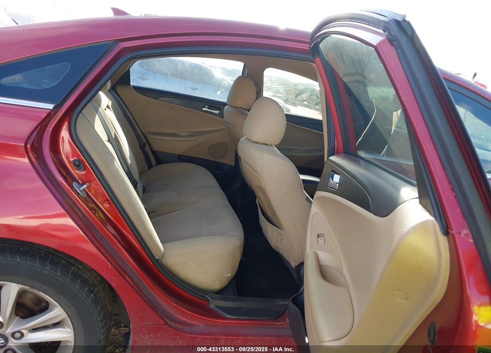 2013 HYUNDAI SONATA GLS VIN: 5NPEB4AC7DH716242