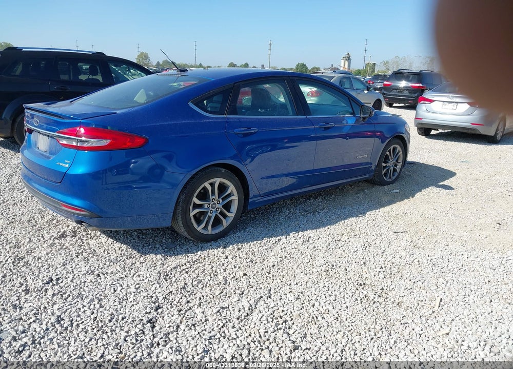 2018 FORD FUSION VIN: 3FA6P0LUXJR138365