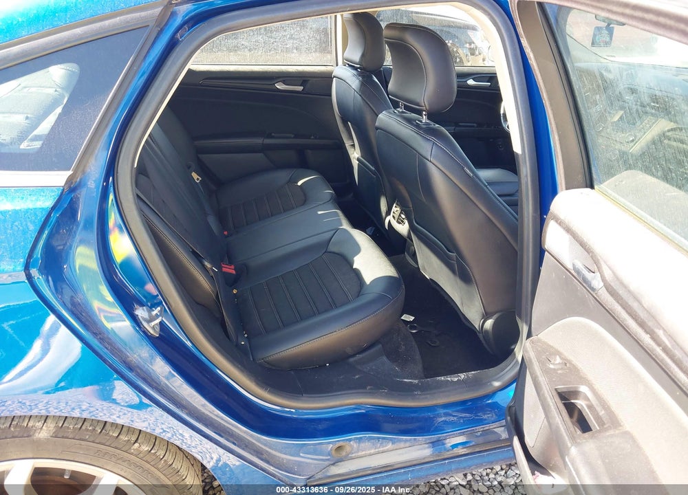 2018 FORD FUSION VIN: 3FA6P0LUXJR138365
