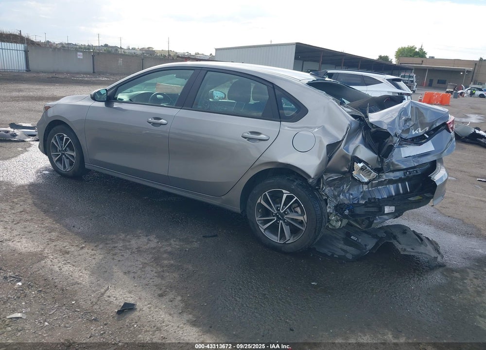 2023 KIA FORTE VIN: 3KPF24AD9PE566897