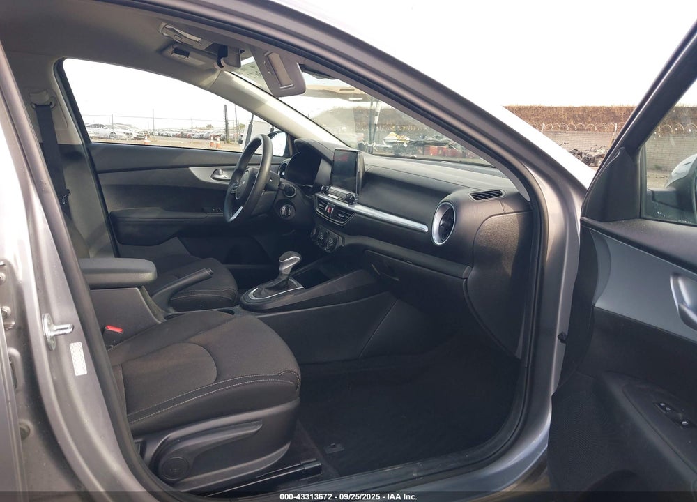 2023 KIA FORTE VIN: 3KPF24AD9PE566897