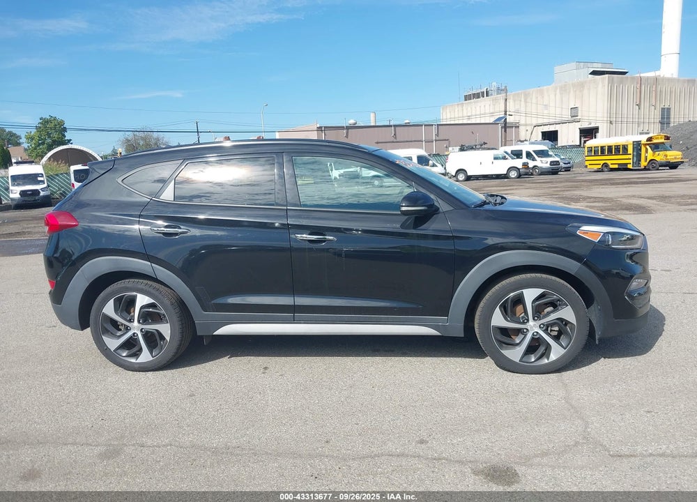 2017 HYUNDAI TUCSON VIN: KM8J3CA20HU534919