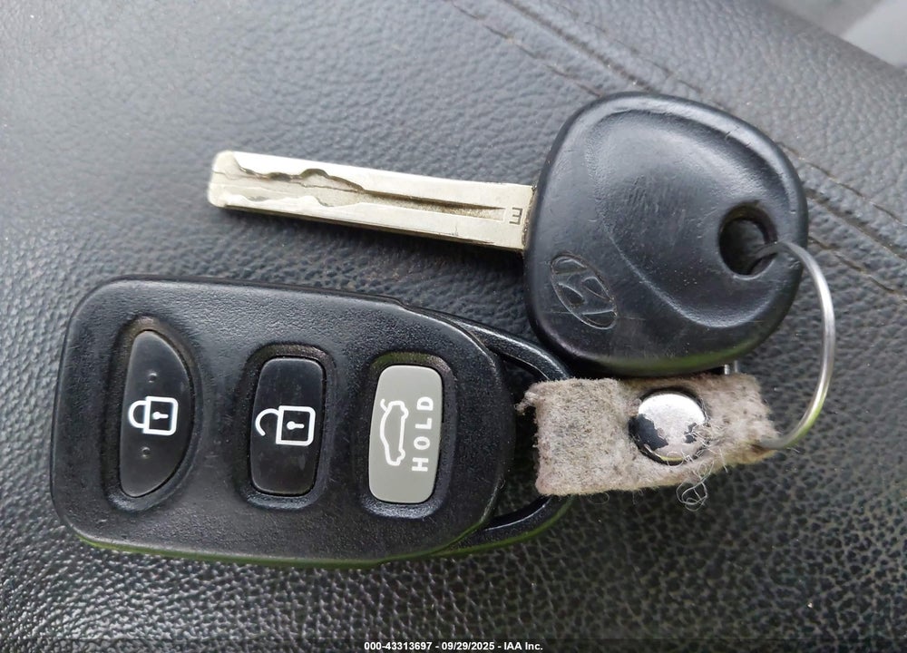 2012 HYUNDAI SONATA GLS PZEV VIN: 5NPEB4AC4CH334426
