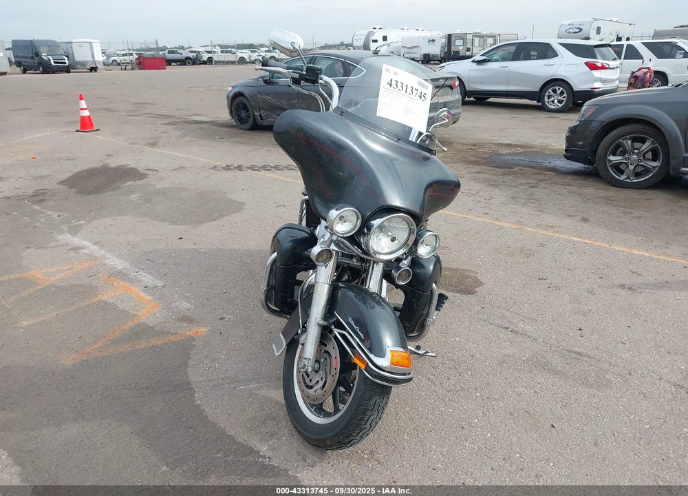 2006 HARLEY-DAVIDSON FLHTCUI VIN: 1HD1FCW166Y691774