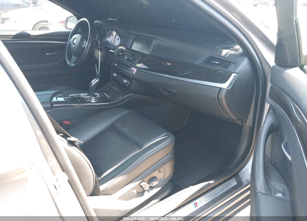 2013 BMW 5 SERIES VIN: WBAFR7C53DC826715