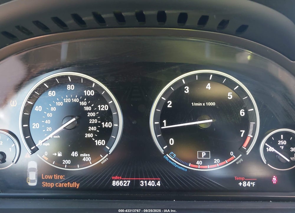 2013 BMW 5 SERIES VIN: WBAFR7C53DC826715