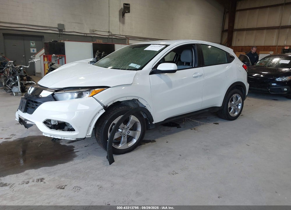 2021 HONDA HR-V VIN: 3CZRU6H37MM742809