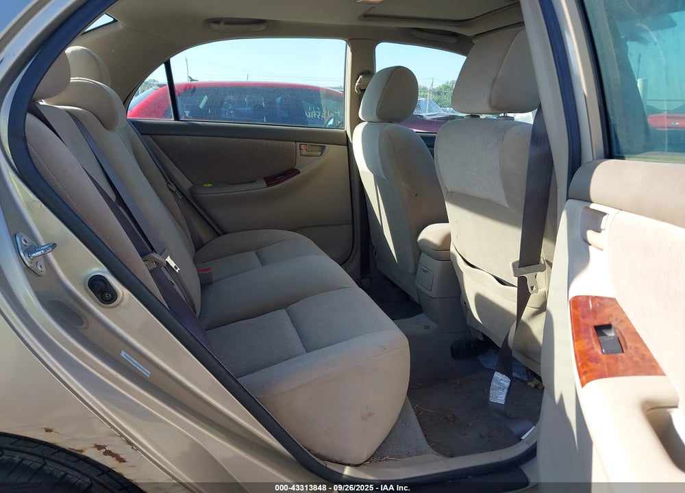 2005 TOYOTA COROLLA LE VIN: 1NXBR32E05Z366996