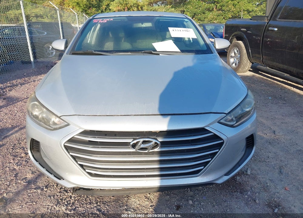 2018 HYUNDAI ELANTRA VIN: KMHD84LF7JU613790