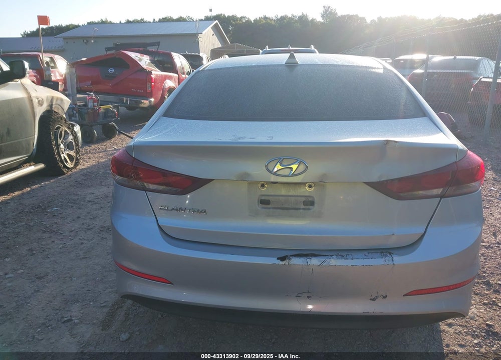 2018 HYUNDAI ELANTRA VIN: KMHD84LF7JU613790