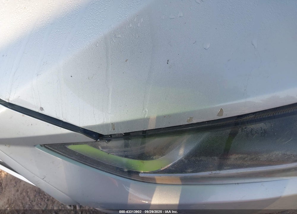 2018 HYUNDAI ELANTRA VIN: KMHD84LF7JU613790