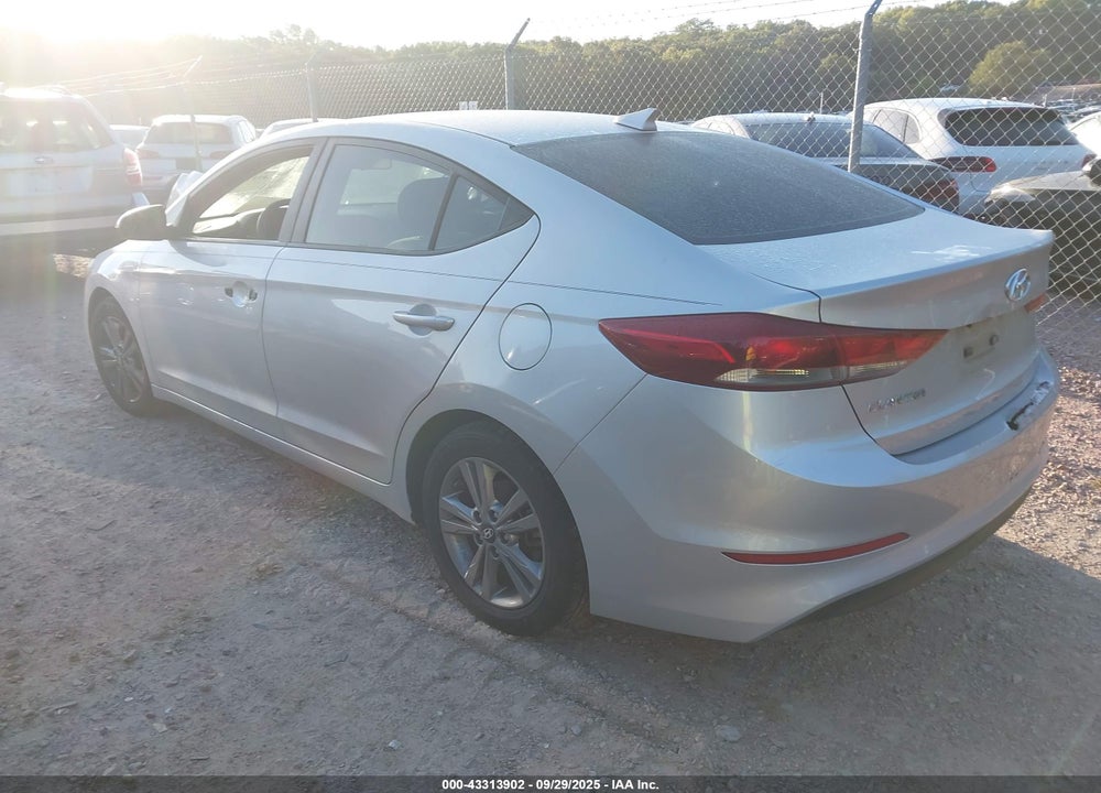 2018 HYUNDAI ELANTRA VIN: KMHD84LF7JU613790