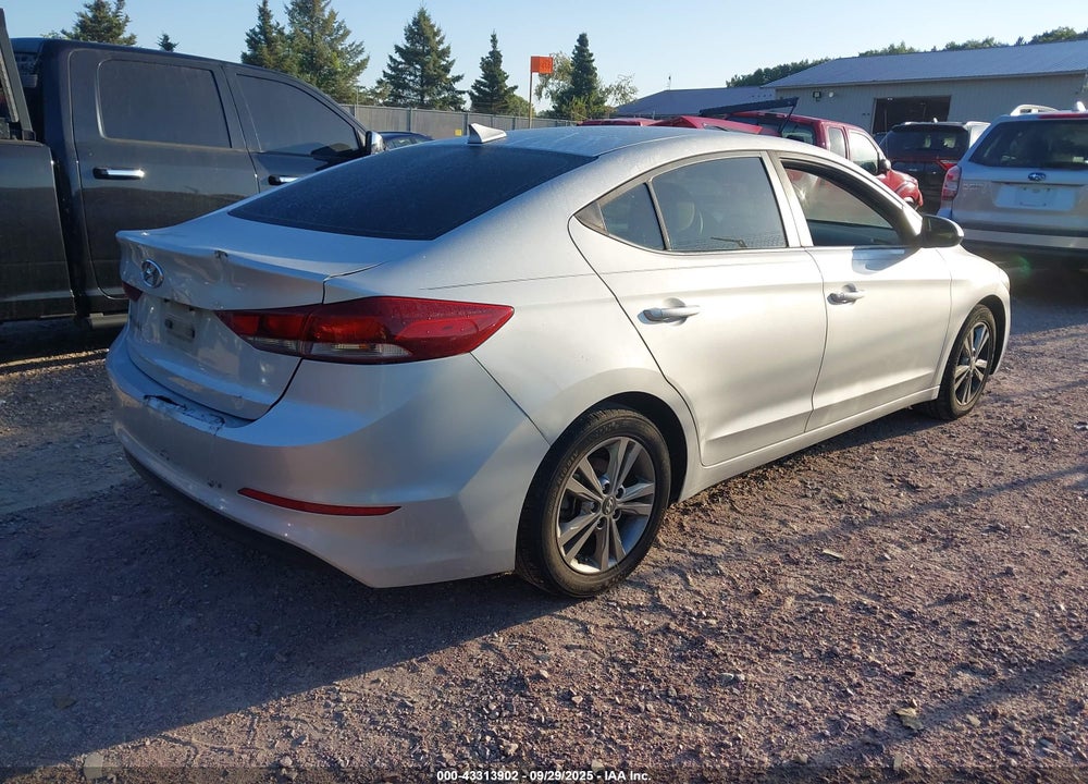 2018 HYUNDAI ELANTRA VIN: KMHD84LF7JU613790