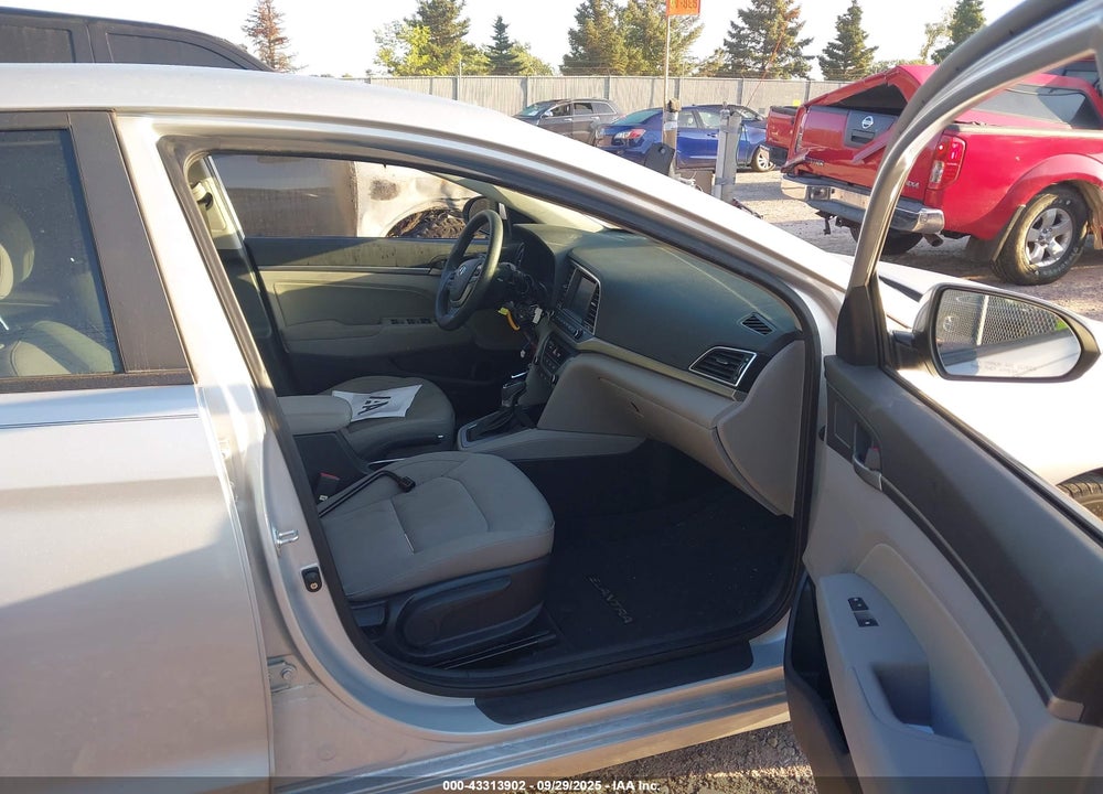 2018 HYUNDAI ELANTRA VIN: KMHD84LF7JU613790