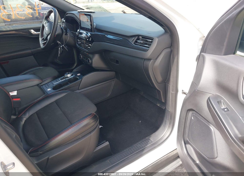 2023 FORD ESCAPE VIN: 1FMCU0MN1PUA09330