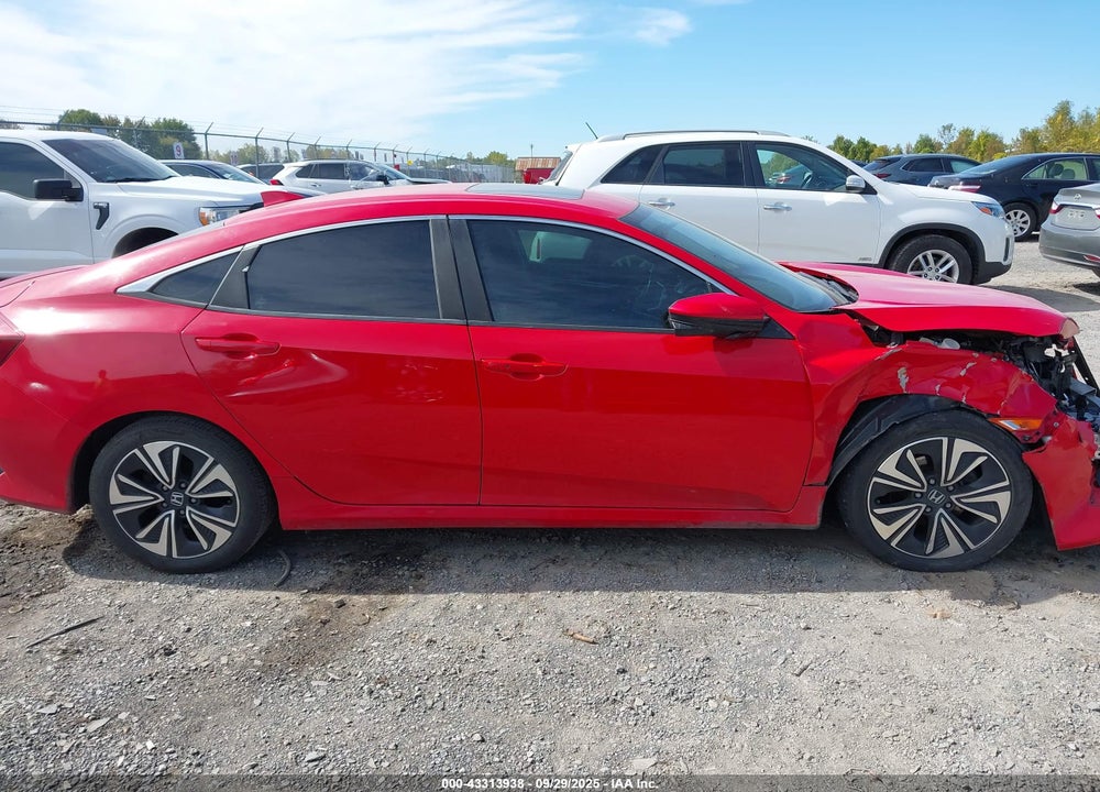 2018 HONDA CIVIC VIN: JHMFC1F35JX012113