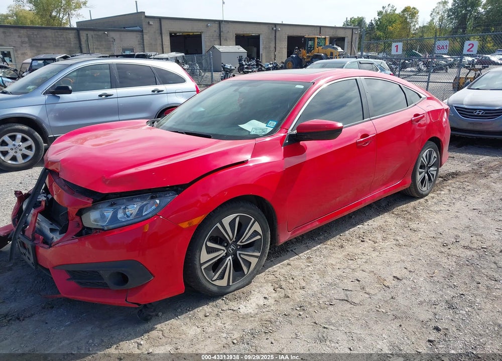 2018 HONDA CIVIC VIN: JHMFC1F35JX012113
