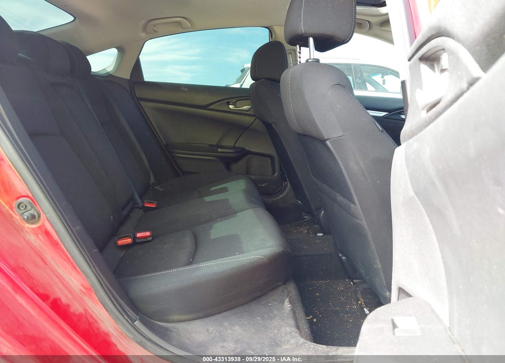 2018 HONDA CIVIC VIN: JHMFC1F35JX012113