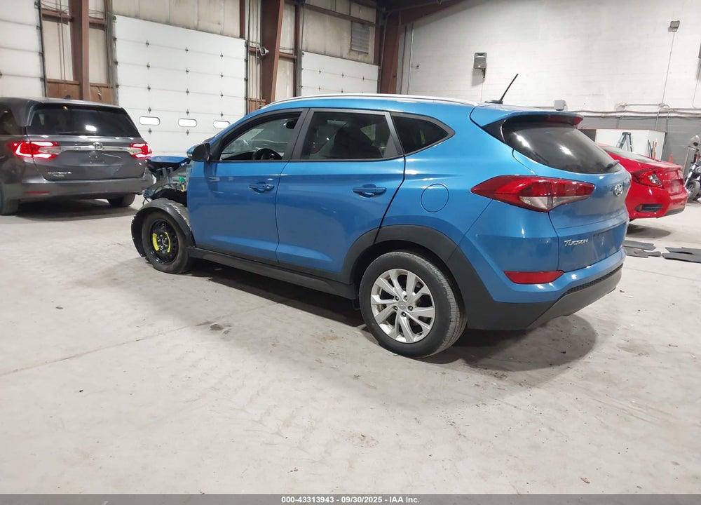2016 HYUNDAI TUCSON VIN: KM8J3CA27GU051460
