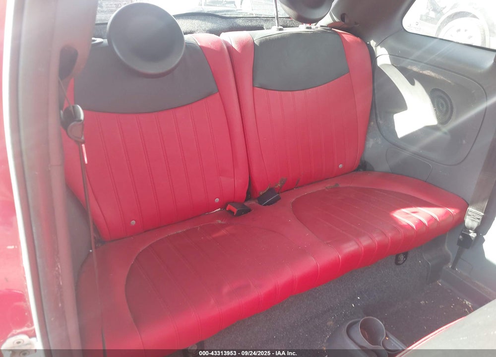 2013 FIAT 500 VIN: 3C3CFFBR6DT739784