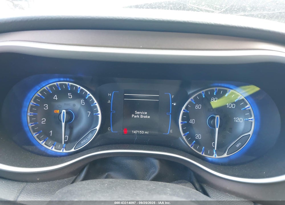 2018 CHRYSLER PACIFICA TOURING L VIN: 2C4RC1BG8JR287870