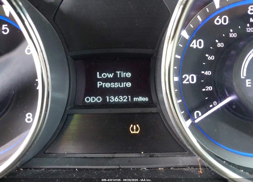 2011 HYUNDAI SONATA VIN: 5NPEC4AC6BH259787