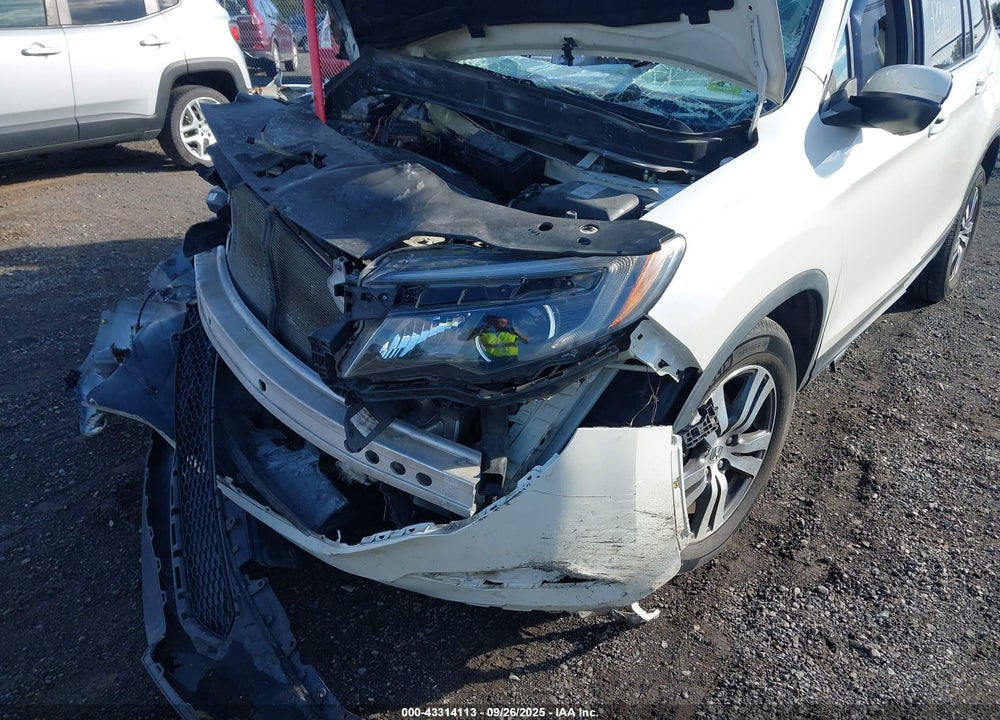 2017 HONDA PILOT VIN: 5FNYF6H52HB085022