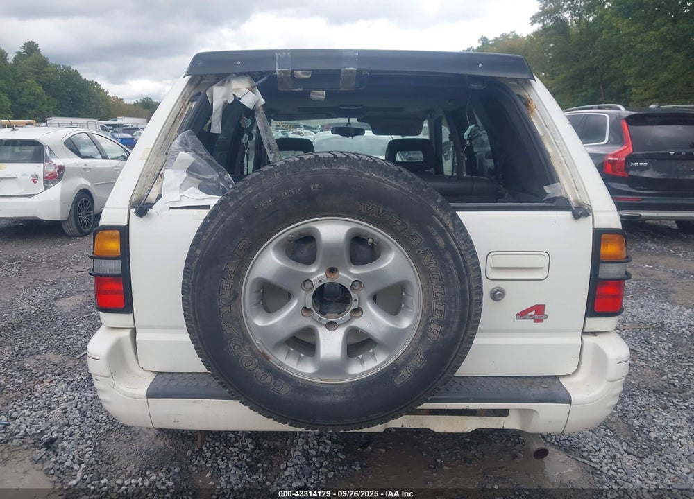 1998 ISUZU RODEO LS/S VIN: 4S2CM58W1W4305004