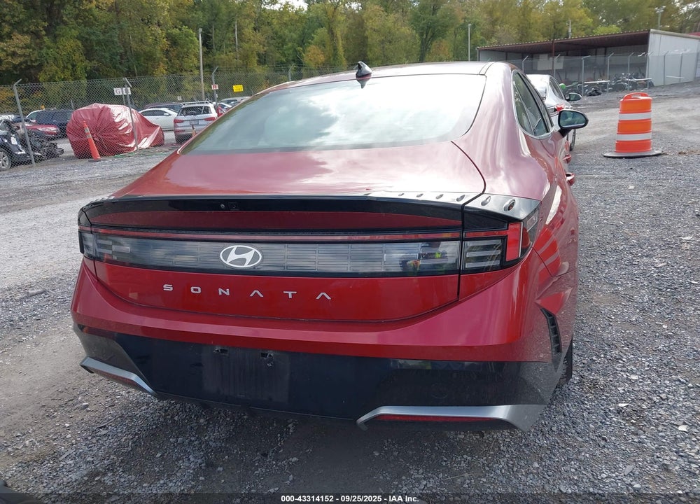 2024 HYUNDAI SONATA SEL VIN: KMHL64JA6RA380684