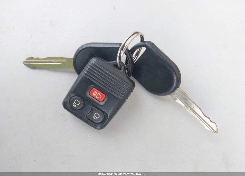 2007 FORD ESCAPE XLS/XLS MANUAL VIN: 1FMYU92Z97KB08781
