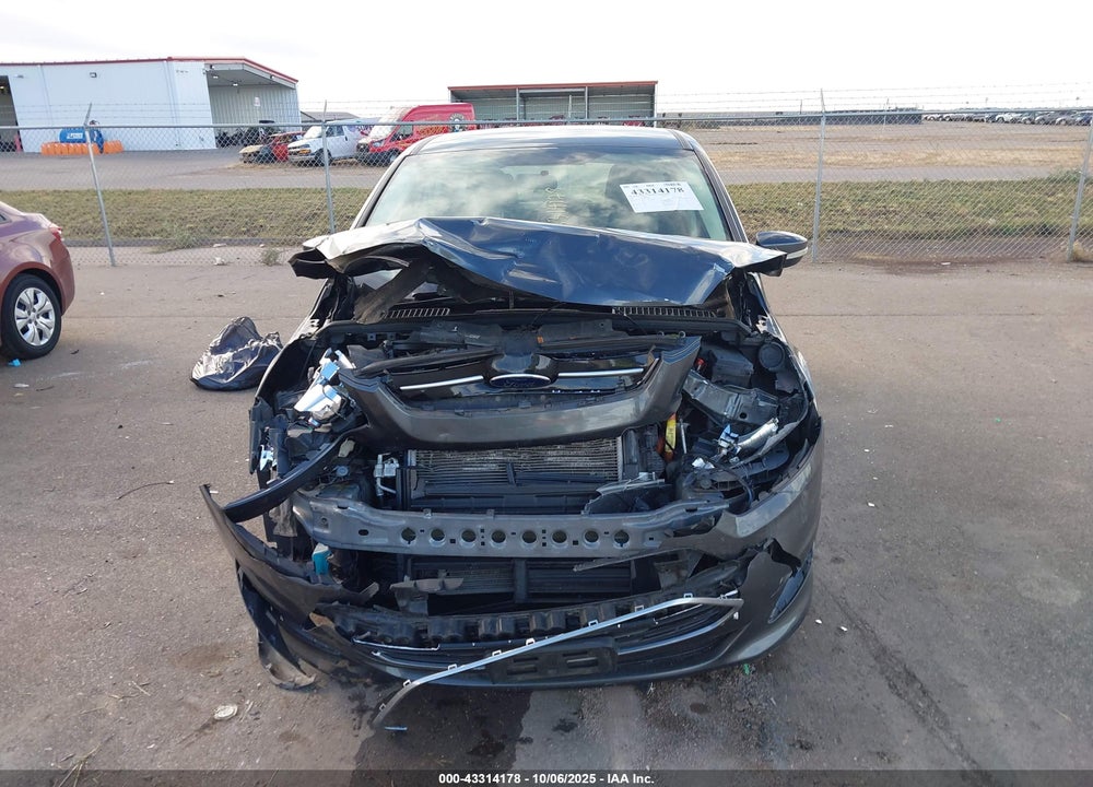 2017 FORD C-MAX VIN: 1FADP5AUXHL115880