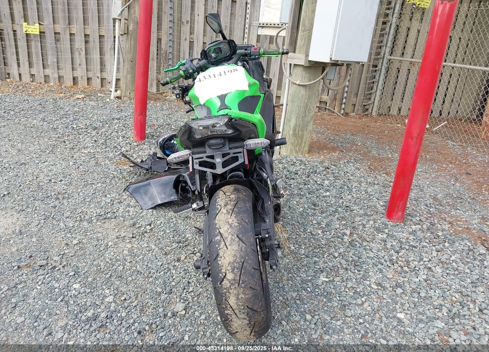 2024 KAWASAKI EX650 P VIN: ML5EXEP1XRDAB8209