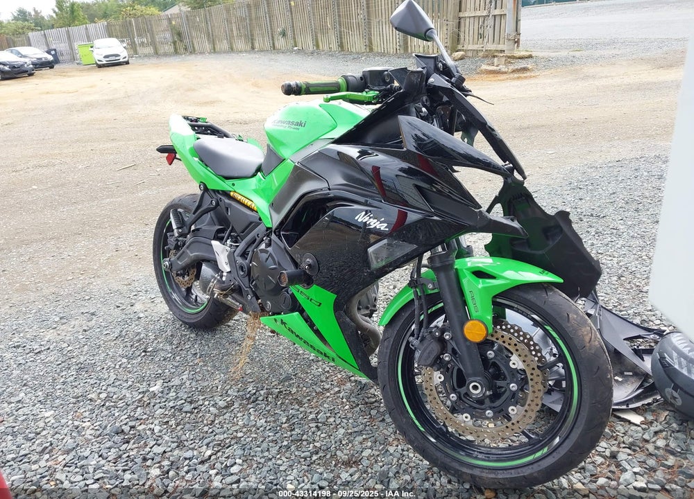 2024 KAWASAKI EX650 P VIN: ML5EXEP1XRDAB8209