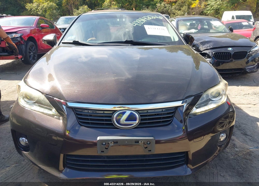 2011 LEXUS CT 200H VIN: JTHKD5BH8B2016238