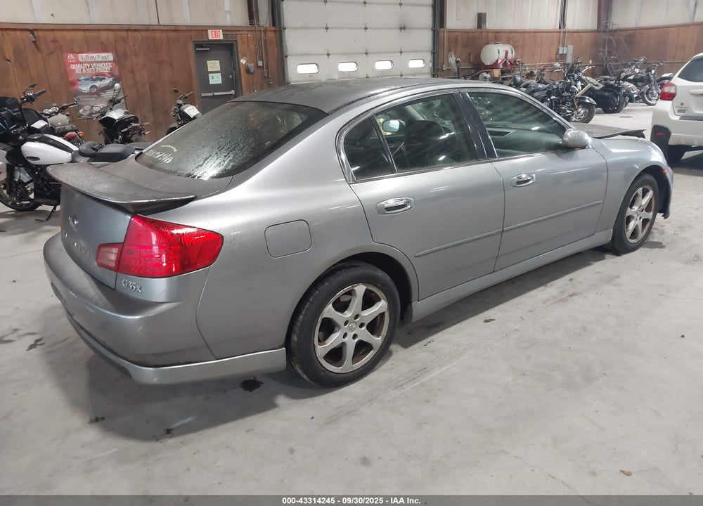 2004 INFINITI G35X VIN: JNKCV51F34M704737