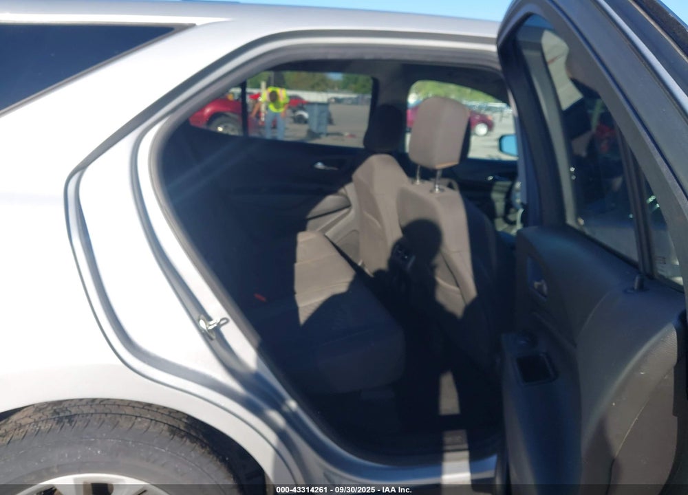 2019 CHEVROLET EQUINOX VIN: 2GNAXTEV1K6205043