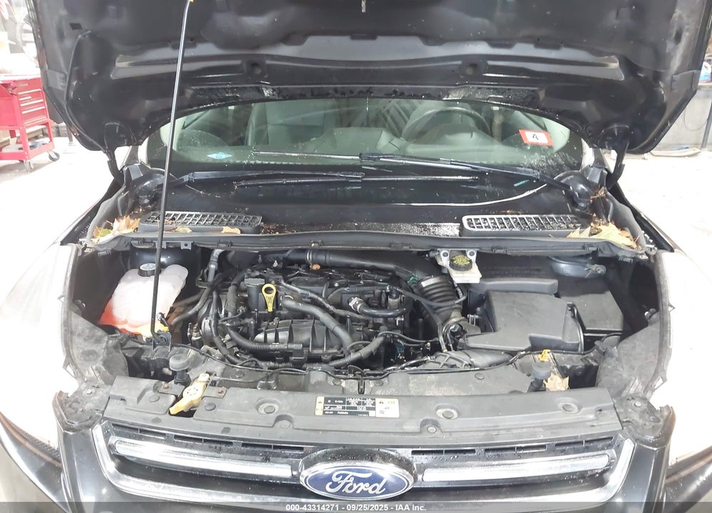 2015 FORD ESCAPE VIN: 1FMCU9JX8FUB15136