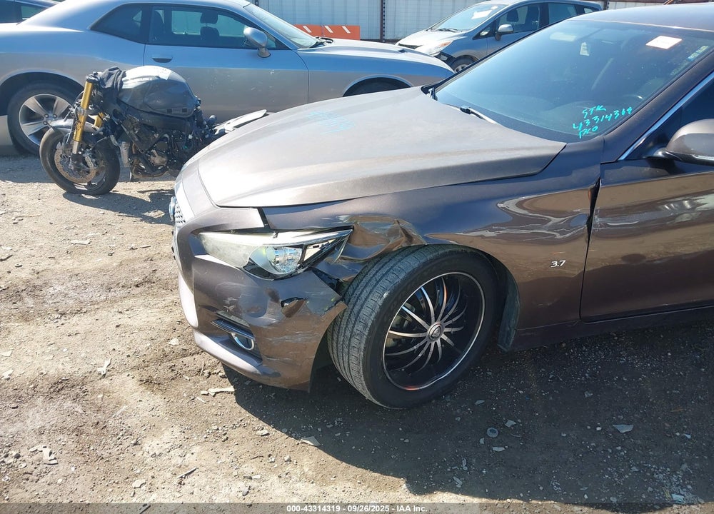 2014 INFINITI Q50 PREMIUM VIN: JN1BV7AP5EM671830