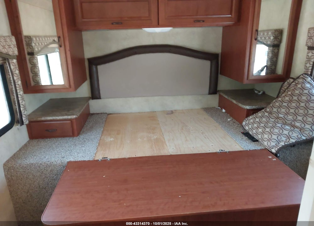 2011 FORD HURRICANE MOTOR HOME VIN: 1F65F5DY8B0A06412