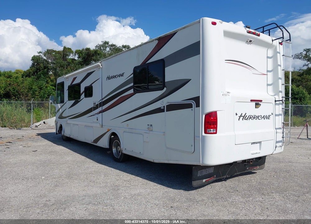 2011 FORD HURRICANE MOTOR HOME VIN: 1F65F5DY8B0A06412