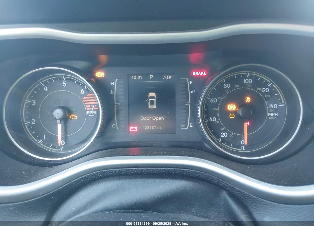 2016 JEEP CHEROKEE VIN: 1C4PJMAB5GW117003