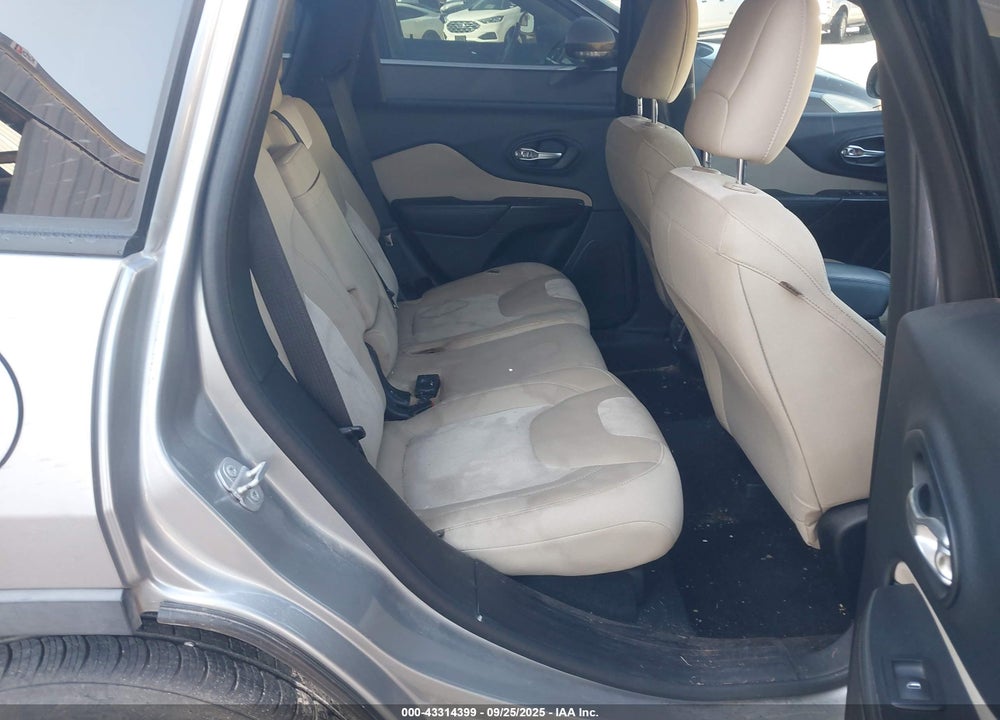 2016 JEEP CHEROKEE VIN: 1C4PJMAB5GW117003